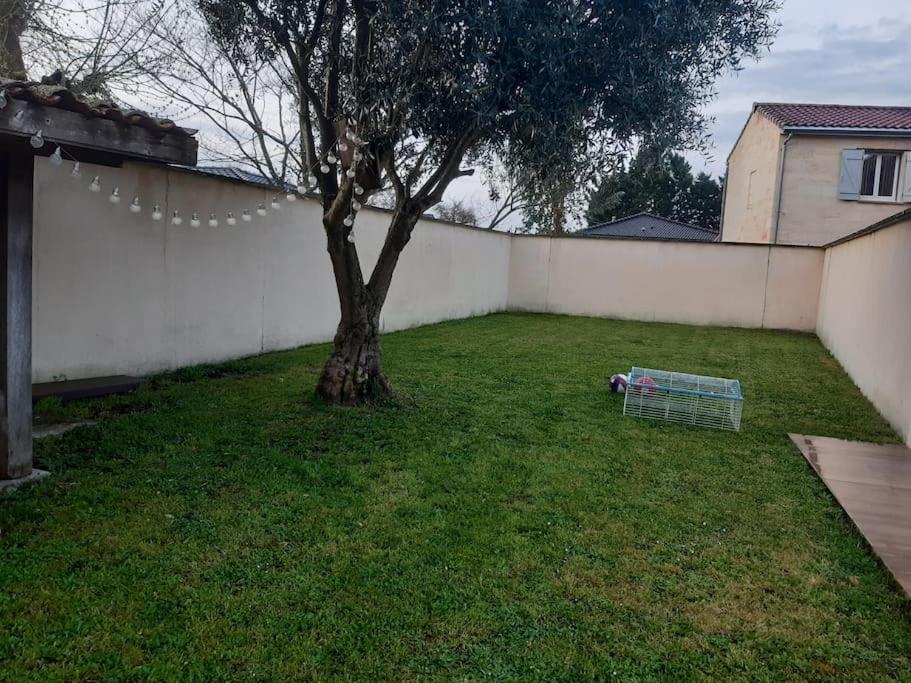 فيلا Le Petit Nid Saint-Loubès المظهر الخارجي الصورة